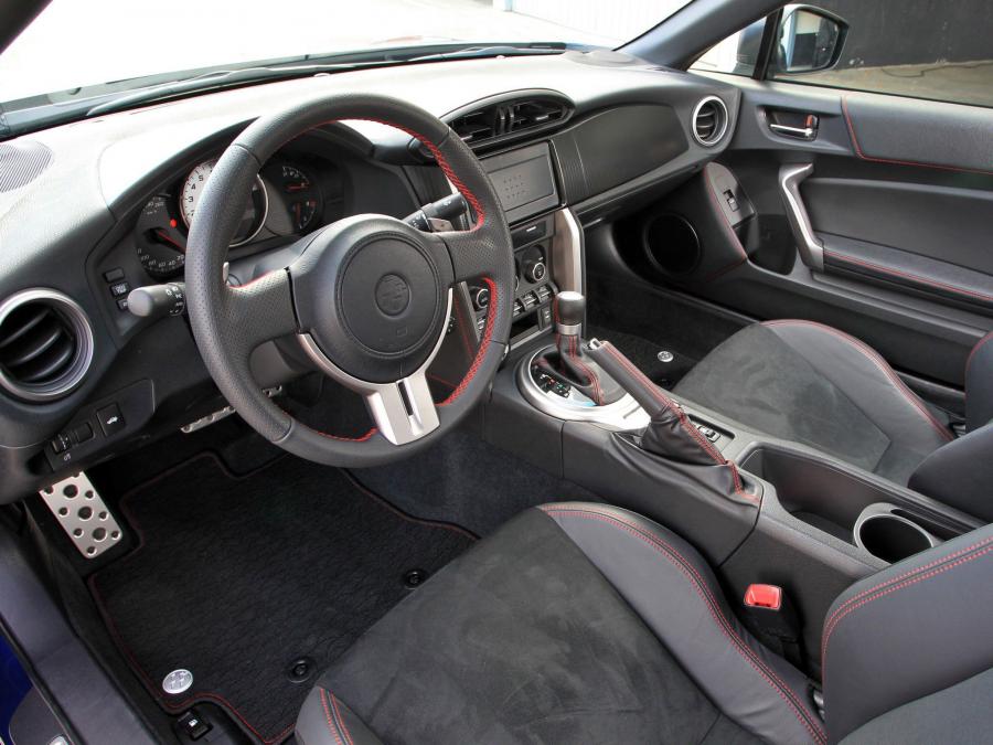  Toyota GT 86 2012 года  (фото 11 из 106)